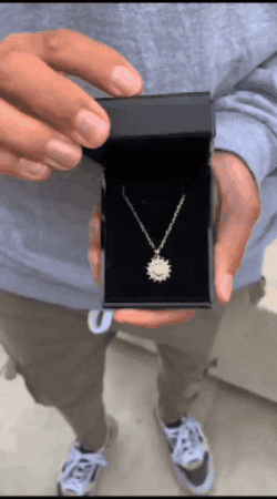 COLLAR GIRASOL GIRATORIO DORADO